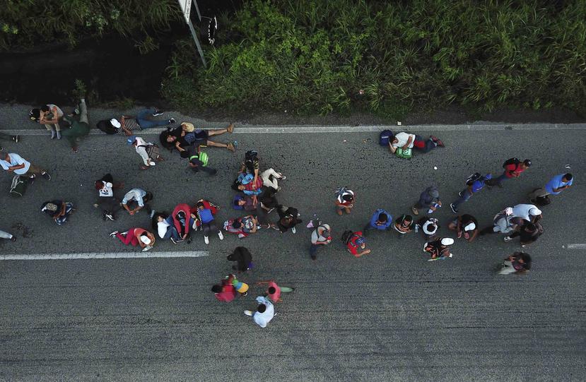 Los migrantes centroamericanos que viajan en una caravana a Estados Unidos se dirigen a Pijijiapan, México. (GFR Media)