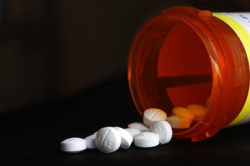 Según datos oficiales, más de 107,000 estadounidenses fallecieron en 2021 por sobredosis de drogas y se estima que en más de 80,000 de esos casos hubo al menos un opioide involucrado.