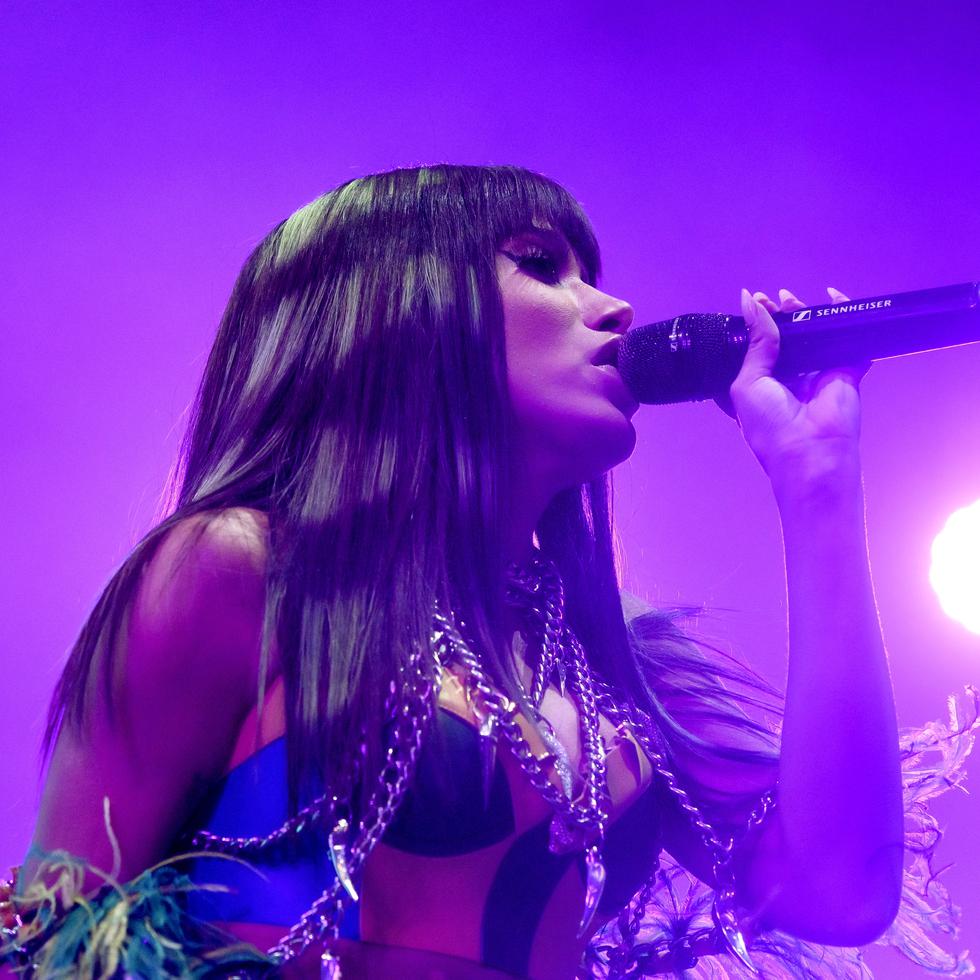 Anitta, que acaba de cumplir 30 años, había realizado duras críticas al sello estadounidense por la gestión de su carrera musical.