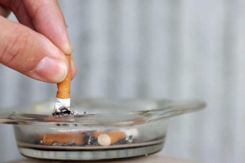 Los Centros para el Control y Prevención de Enfermedades (CDC), indican que fumar cigarrillos es la principal causa de enfermedades y muertes prevenibles en los Estados Unidos.