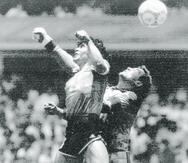 El 22 de junio de 1986 el argentino Diego Maradona protagonizó el llamado gol de la 'Mano de Dios' en el estadio Azteca de la Ciudad de México en un juego ante Inglaterra.