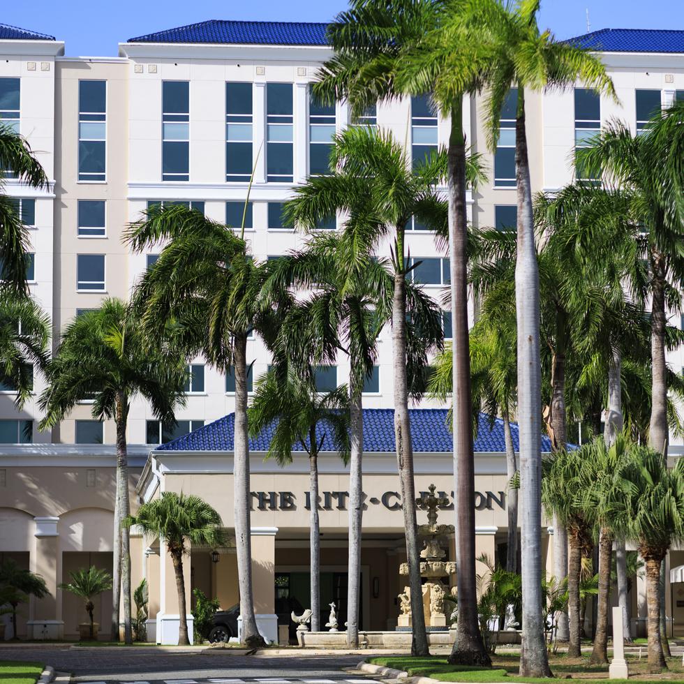 Así luce actualmente el hotel Ritz-Carlton, en Isla Verde. La hospedería 5 estrellas cuenta con 416 habitaciones y 30,000 pies cuadrados de salones para actividades.