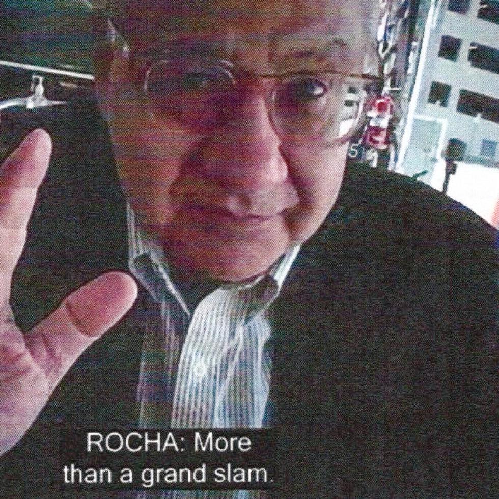 Rocha, de 73 años y que fue embajador en varios países de Latinoamérica, está acusado de “cometer múltiples crímenes federales al actuar secretamente durante décadas como agente del gobierno de la República de Cuba”.