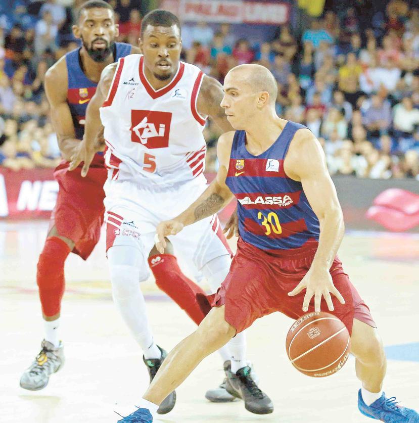 El FC Barcelona Lassa apabulló al club Baloncesto Sevilla con pizarrón de 108-54, desafío que marcó el retorno a cancha del armador fajardeño Carlos Arroyo. (EFE / Toni Albir)