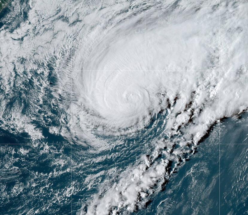 Humberto es un huracán grande. (NOAA)