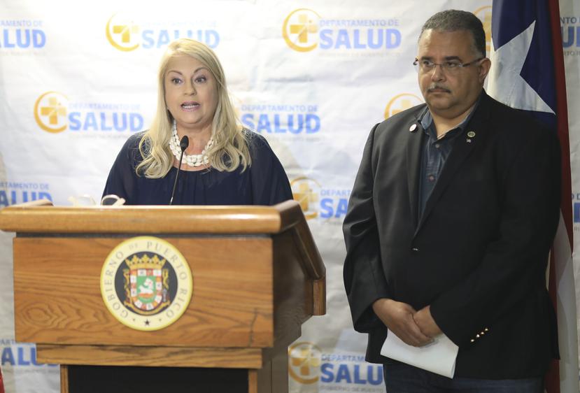 La gobernadora Wanda Vázquez y el secretario de Salud, Rafael Rodríguez, anunciaron que las pruebas para detectar el novel coronavirus se podrán procesar en la isla a partir de esta semana.