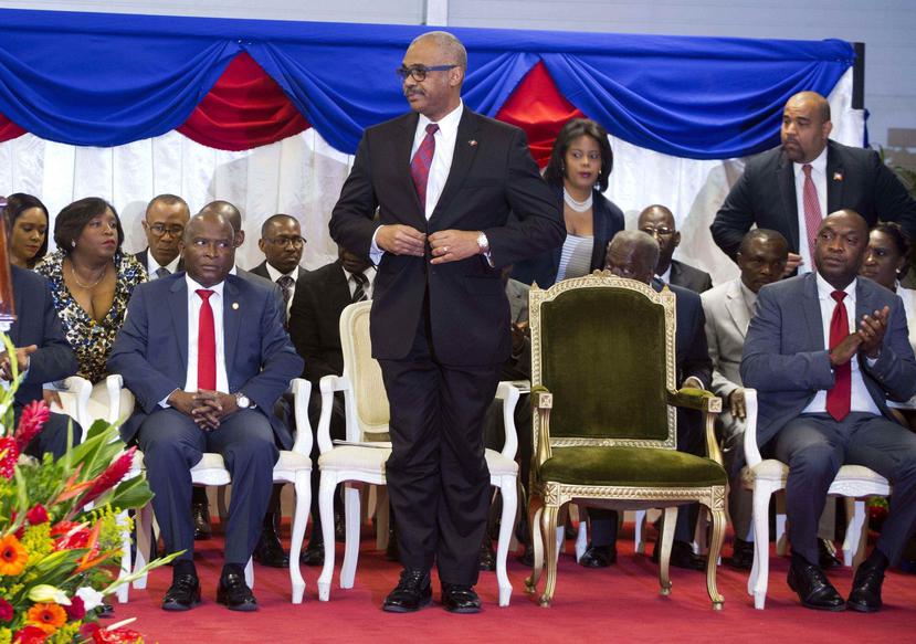 El doctor Jack Guy Lafontant, durante su ceremonia de confirmación en el Palacio Nacional de Puerto Príncipe, Haití. (AP)