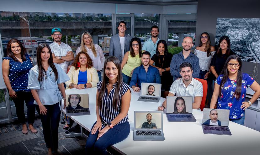 Burea emplea ahora a 26 personas, seis de ellas en México, y está expandiendo su plantilla. Sentada al centro, Vivian Vargas, su CEO. (Suministrada)