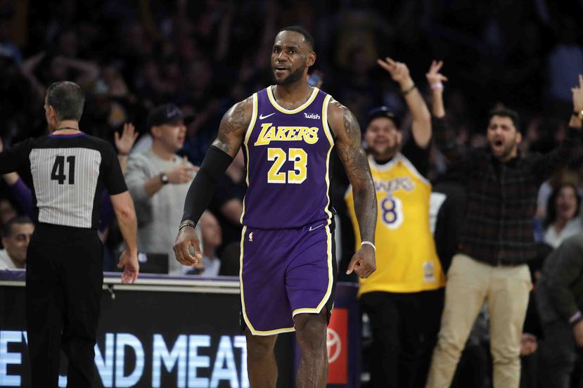 LeBron James y los Lakers están a la espera que se reanude la temporada de NBA.