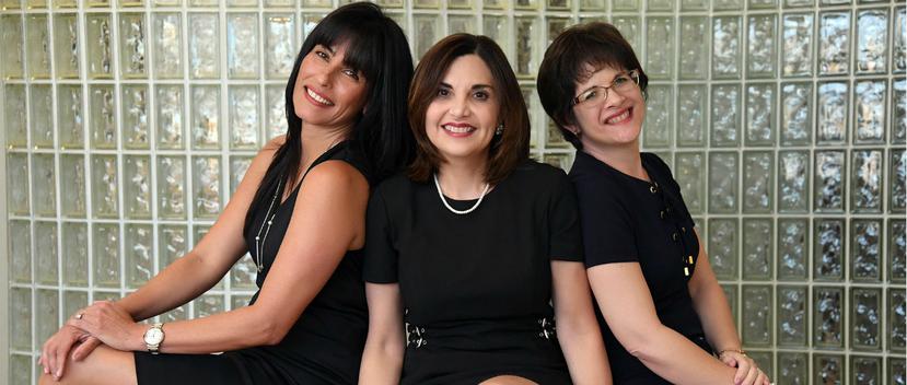 Las doctoras Mari Tere García-Rondón, Vilma Ortega-Viadurre y Livette Milán-Sepúlveda. (Foto: Andre Kang)