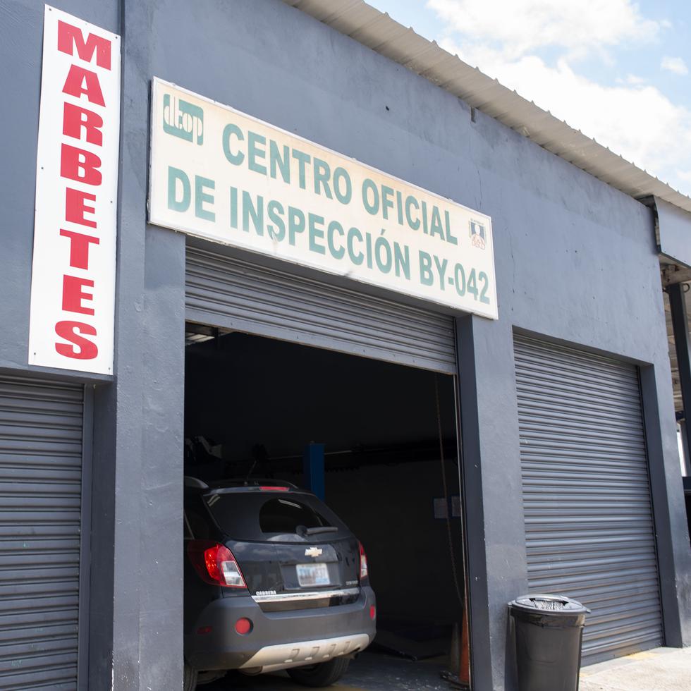 La etiqueta conmemorativa de Roberto Clemente se podrá obtener fuera de las colecturías, en centros de inspección, bancos y cooperativas.