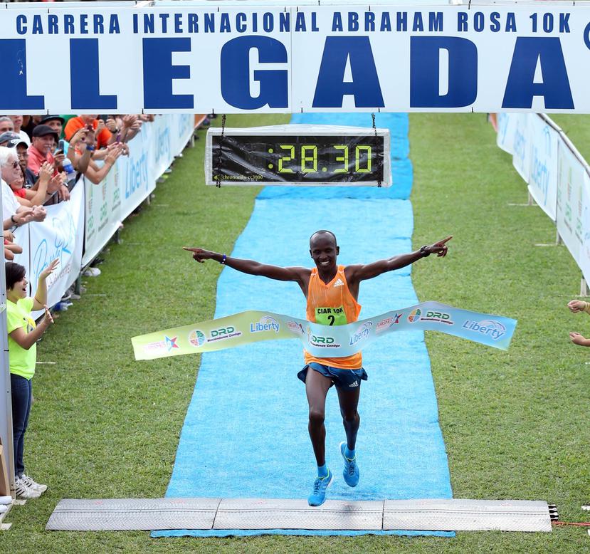 Kitwara se agenció el primer lugar del WB10K en el 2009 con registro de 27:26 minutos, y repitió esta hazaña en las ediciones de 2011 (27:35), 2012 (28:02) y 2013 (28:42).