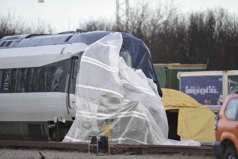 El tren involucrado en el accidente en Nyborg, Dinamarca, el 3 de enero del 2019.  (AP)