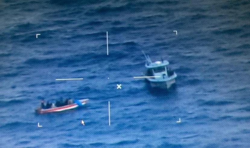 El navío con los inmigrantes fue detectado en las inmediaciones de la Isla de Saona por la tripulación de un avión de patrulla marítima de la Guardia Costera. (Suministrada)
