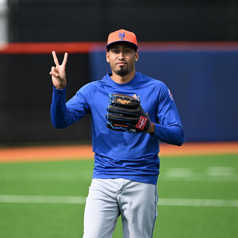 Edwin "Sugar" Díaz ya se reportó a los campos primaverales de los Mets.