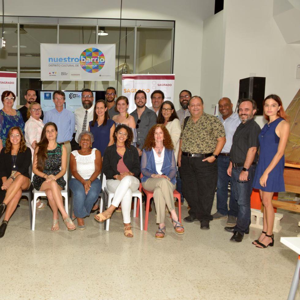 El grupo de 16 empresarios del área de Santurce recibieron un total de $95,000 en fondos como parte del programa gestado por la USC. (Suministrada)