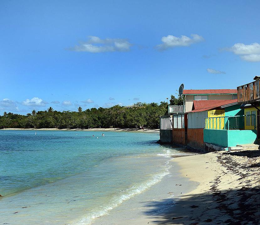Por segunda semana consecutiva en la playa Buyé en Cabo Rojo se detectó una alta presencia de enterococos. (GFR Media)