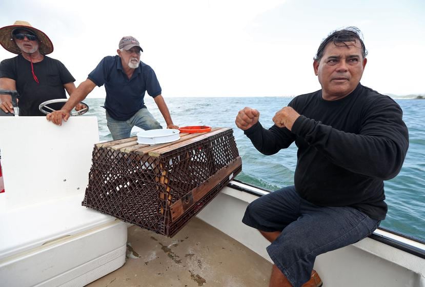 Los pescadores Ángel Hernández, Héctor Hernández y Rigoberto Hernández coinciden en que el estancamiento de la industria recae en el gobierno.