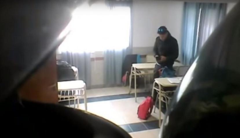 El ladrón era el profesor de Educación Física, Matías Rodríguez. (Captura / YouTube)
