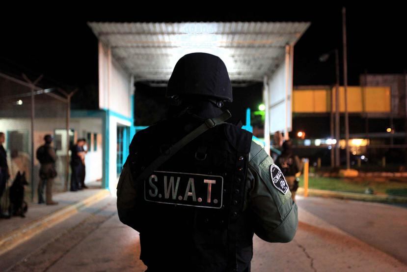 La Policía informó que se solicitó la presencia de un negociador y se activó la División SWAT. (Archivo / GFR Media)