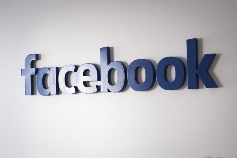 Logo de Facebook, compañía que preside Mark Zuckerberg. (EFE)