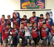 Miembros del Aibonito Fútbol Club que viajará a Madrid, España para el evento.