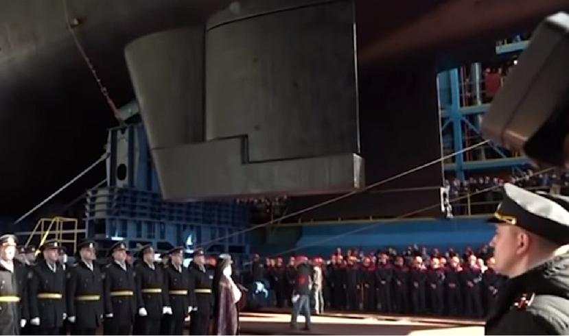 El nuevo submarino "K-329 Bélgorod" es capaz de portar drones nucleares subacuáticos. (Captura Vídeo)