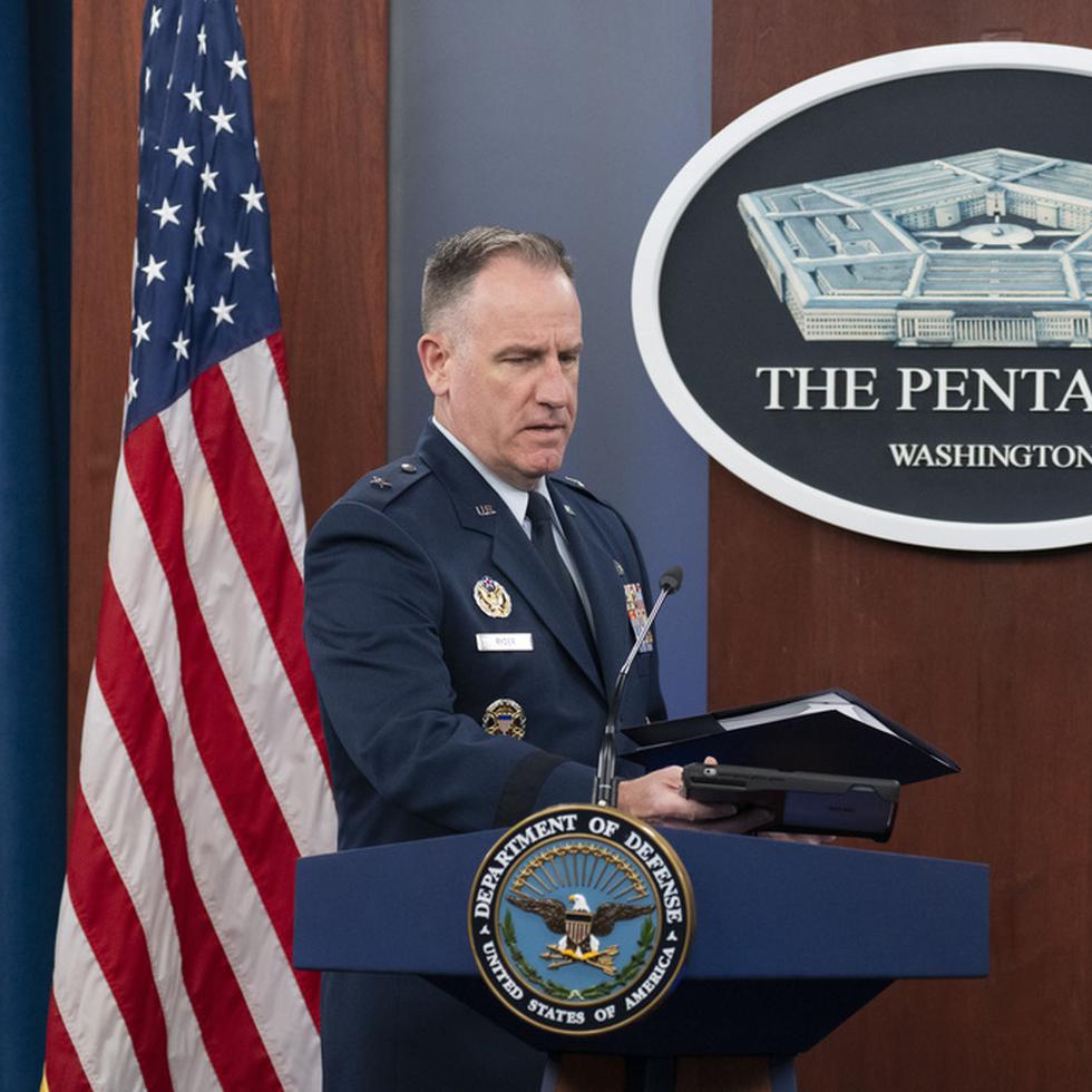 El vocero del Pentágono, general de la fuerza aérea Patrick Ryder, informa a la prensa en el Pentágono, Washington, 8 de junio de 2023. (AP Foto/Alex Brandon)