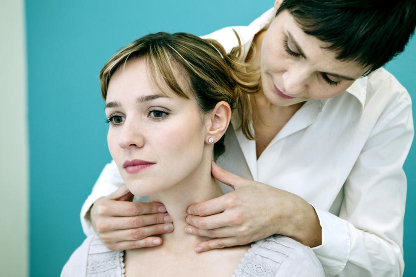 El cáncer de tiroides es más frecuente en mujeres jóvenes. (Shutterstock)