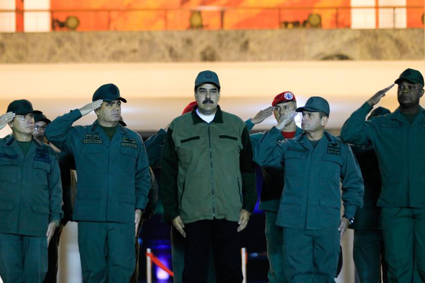 Nicolás Maduro participa de un acto de gobierno con miembros de las Fuerzas Armadas Bolivarianas de Venezuela (FANB), en Caracas. (EFE)