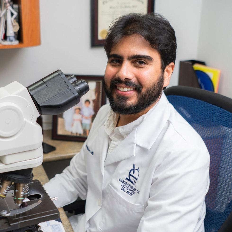 El doctor Miguel Noy Malavé tomó las riendas del Laboratorio de Patología Dr. Noy.