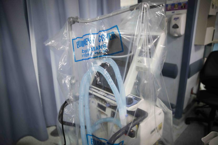 Un ventilador que se utilizará para tratar a un paciente con COVID-19. (AP)