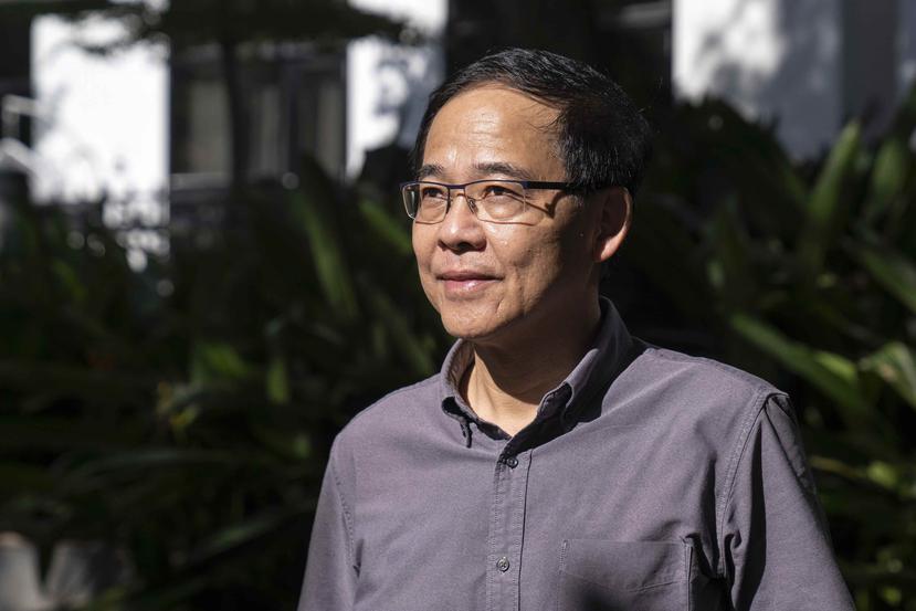 Wang Linfa encabeza el Programa de Enfermedades Infecciosas Emergentes en la Escuela de Medicina operada por la Universidad de Duke. (Ore Huiying para The New York Times)