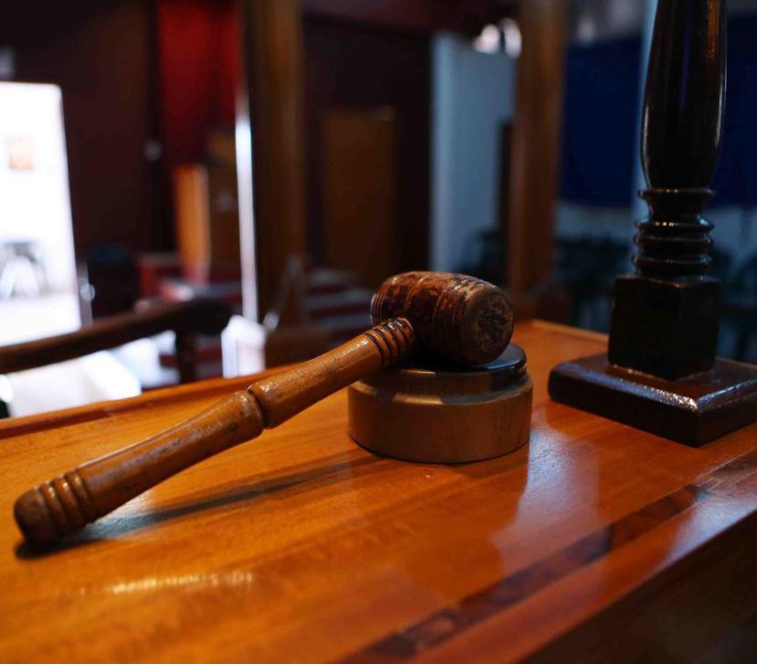 El caso contra el agente municipal se celebró en el Tribunal de Ponce. (GFR Media)