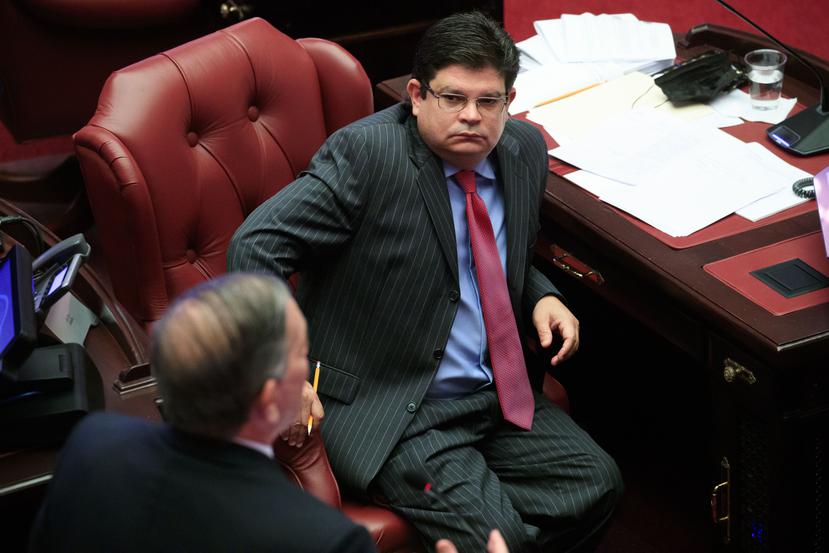 El senador popular Javier Aponte Dalmau podría enfrentar cargos menos graves de alteración a la paz y agresión simple.