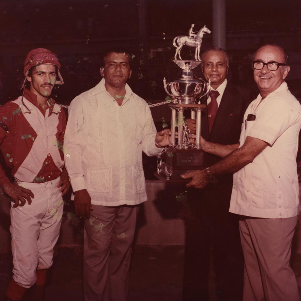 Como criador de caballos, don Tommy es parte del Salón de la Fama del Hipismo Puertorriqueño desde 1986.