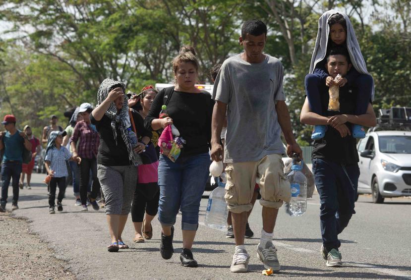 El Departamento de Estado de Estados Unidos anunció que estaba recortando la ayuda a El Salvador, Honduras y Guatemala. (AP/Isabel Mateos)