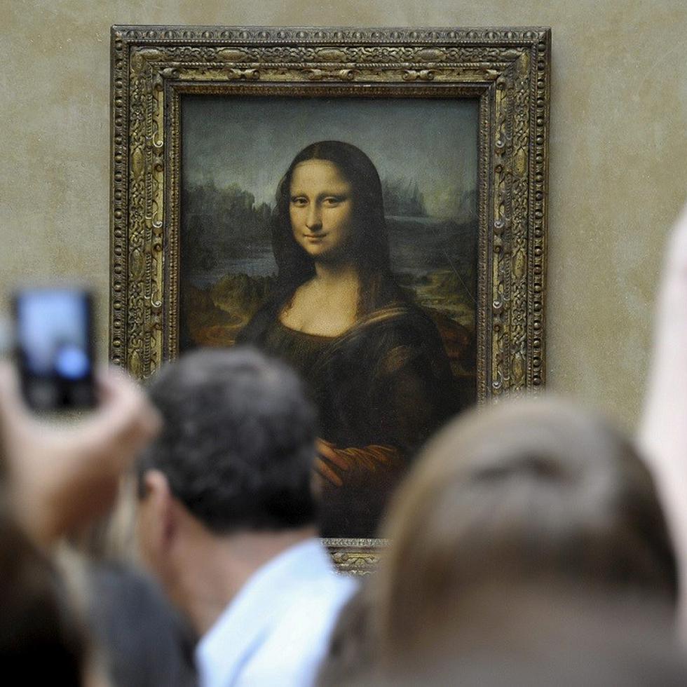 La mítica Mona Lisa de Leonardo Da Vinci en el Museo del Louvre, en París.