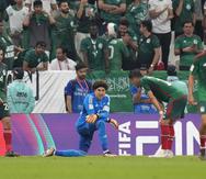 El veterano portero mexicano  Guillermo Ochoa y la selección de México reacciona luego del gol de último minutos de Arabia Saudí.