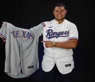 Abimelec Ortiz pertenece a la organización de los Rangers de Texas, que ganaron la Serie Mundial justo en el año en que el boricua viene de ser premiado como Jugador del Año de la franquicia en todas las ligas menores.