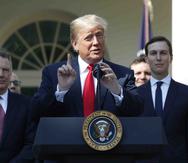 El presidente Donald Trump habla durante el anuncio de un renovado tratado comercial con Canadá y México en la Rosadela de la Casa Blanca. (AP / Pablo Martínez Monsivais)