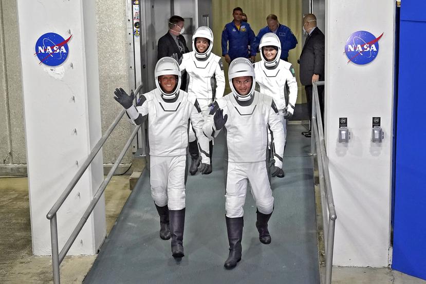 Astronautas del SpaceX Crew-4.