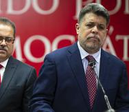 José Luis Dalmau. presidente del PPD, y el nuevo secretario general, Luis Vega Ramos.