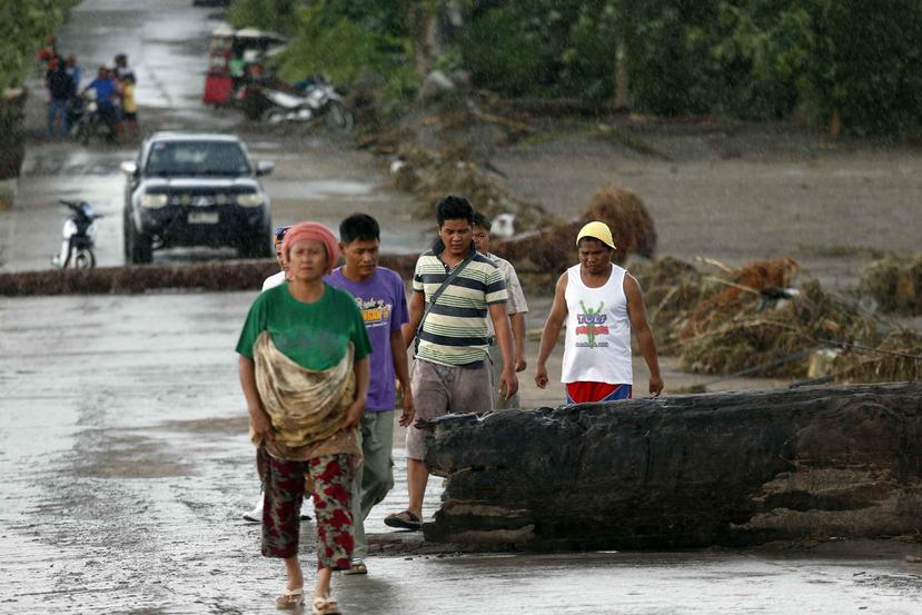 Entre 15 y 20 tifones visitan todos los años Filipinas durante la temporada lluviosa que, por lo general, empieza en mayo o junio y concluye en noviembre o diciembre. (EFE)