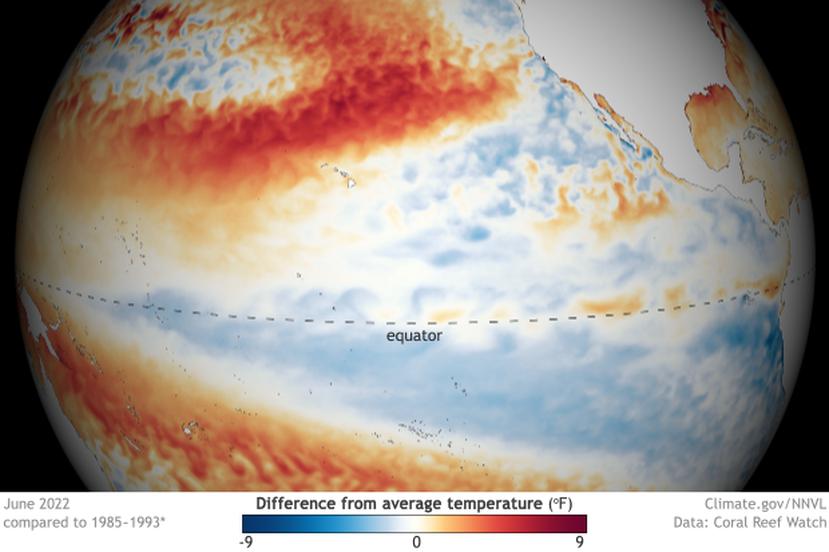 Mapa del Centro de Predicción Climática que muestra en azul las temperaturas de la superficie del océano Pacífico que se mantuvieron por debajo del promedio, durante el pasado mes de junio 2022.