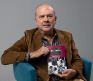 El autor Víctor Torres presenta su libro: "Yo lo que quiero es amor Historia documental de las telenovelas de Puerto Rico, 1955-1975". 
Fotos: Pablo Martínez Rodríguez