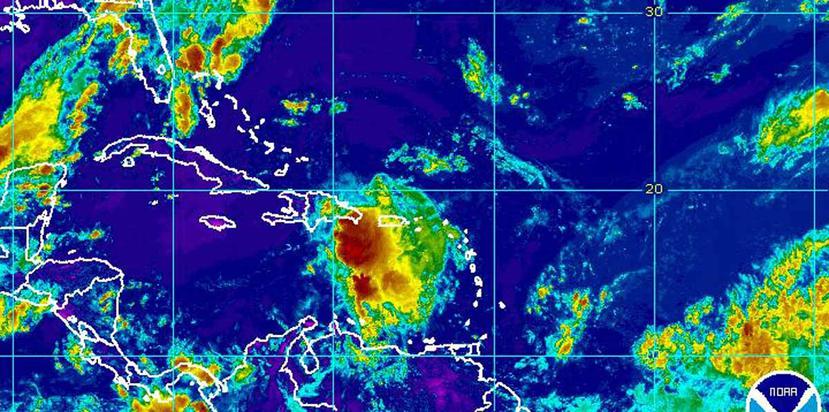 Aún queda por pasar sobre Puerto Rico una parte de la tormenta Erika, que dejará más lluvia sobre la Isla. (NOAA)