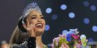 La estadounidense R’Bonney Gabriel, recién coronada como Miss Universe 2022.