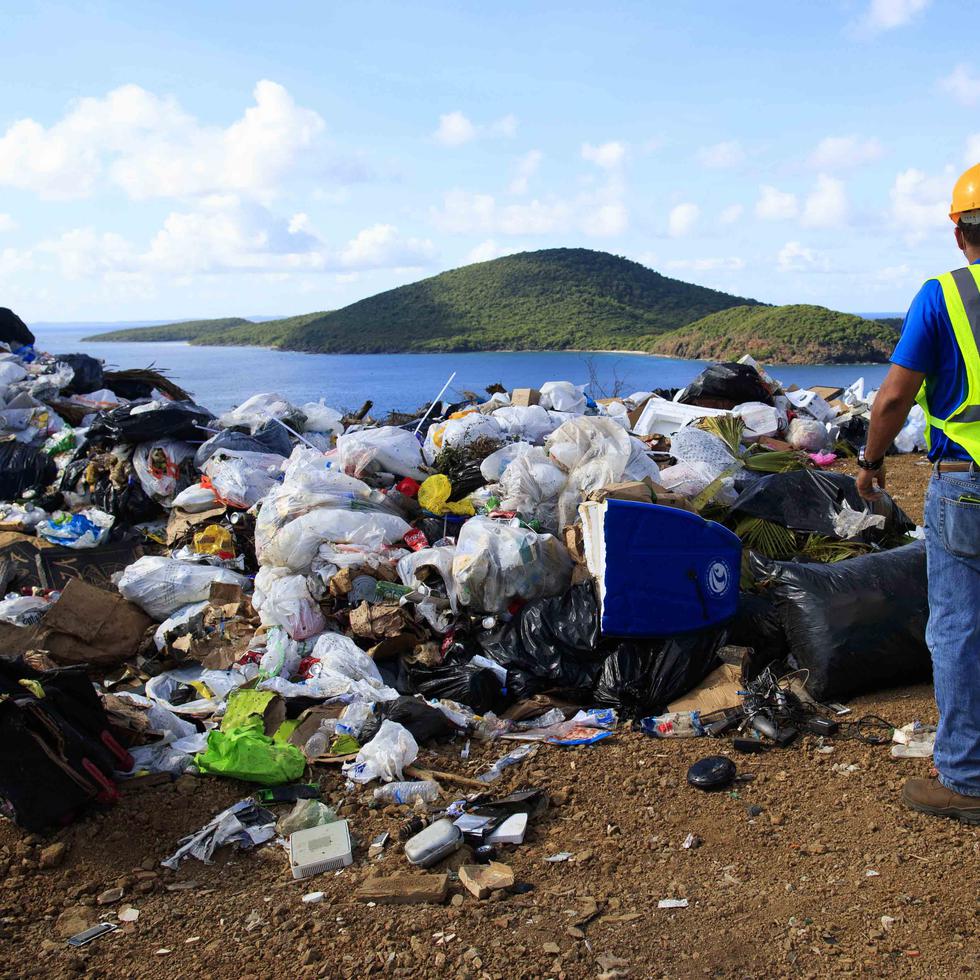 El programa Basura Cero, un plan integral para el manejo adecuado de los desperdicios sólidos no peligrosos en la isla municipio, fue inaugurado en el día de hoy, 30 de noviembre de 2021.