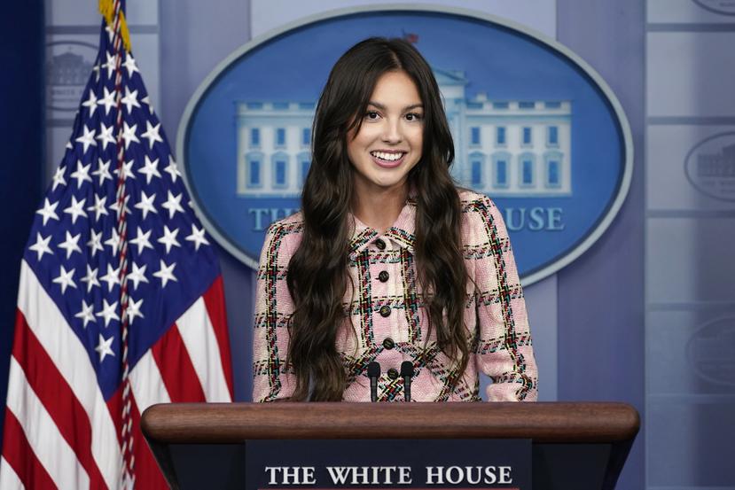 La cantante pop Olivia Rodrigo participó en la conferencia de prensa de la Casa Blanca el miércoles 14 de julio de 2021 en Washington.